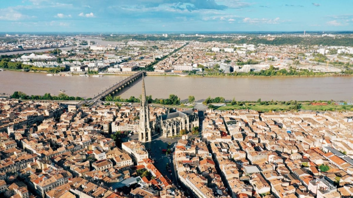 Bordeaux Vu Du Dessus Voyagez Partout En Europe