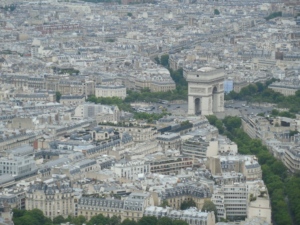 L'Arc de Triomphe, photo prise depuis la tour Eiffel